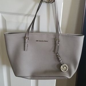 Michael Kors gray purse